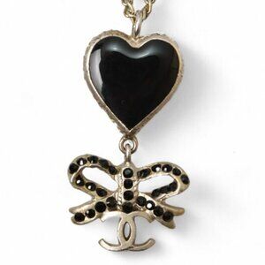 CHANEL Black Necklace
